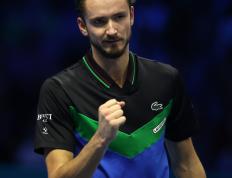 开云体育官网-包含ATP总决赛轻取澳网，梅德韦杰夫点燃赛场的词条