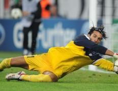 开云体育平台APP-冷门与主宰，足球世界中的不可预测与绝对掌控