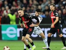 开云体育下载-勒沃库森连续取胜！征服对手阵容