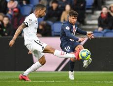 开云平台-巴黎圣日耳曼赢得一场硬仗，击溃巴塞罗那