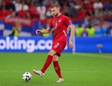 开云官网-马略卡遭遇困境，争取保级成功