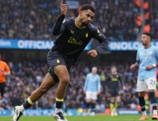 开云体育下载-南安普顿主场逼平曼城，表现令人惊喜