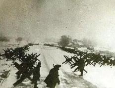 开云体育入口-高强度对抗场面，谁能突破对方防线？的简单介绍