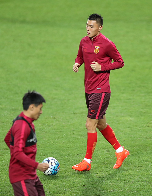 开云体育官方网站-多国足球强队热身，布局全面