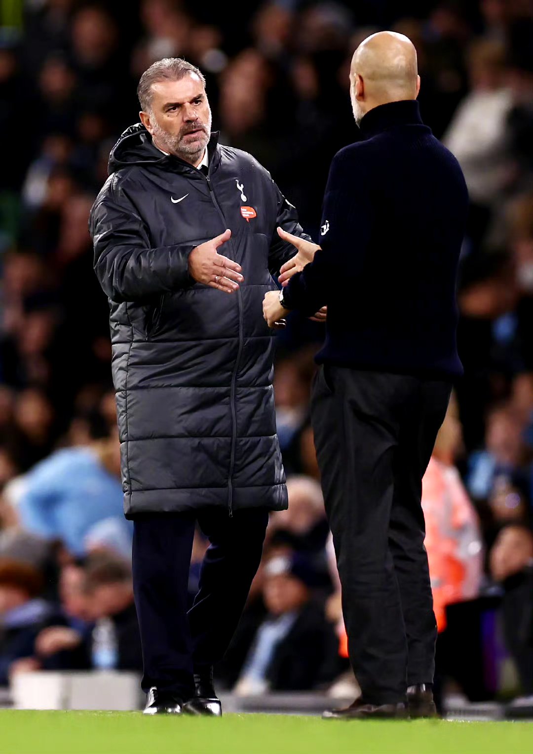 开云体育官方网站-热刺后防线隐忧,卫冕冠军难以再战拼搏,向上一线的简单介绍