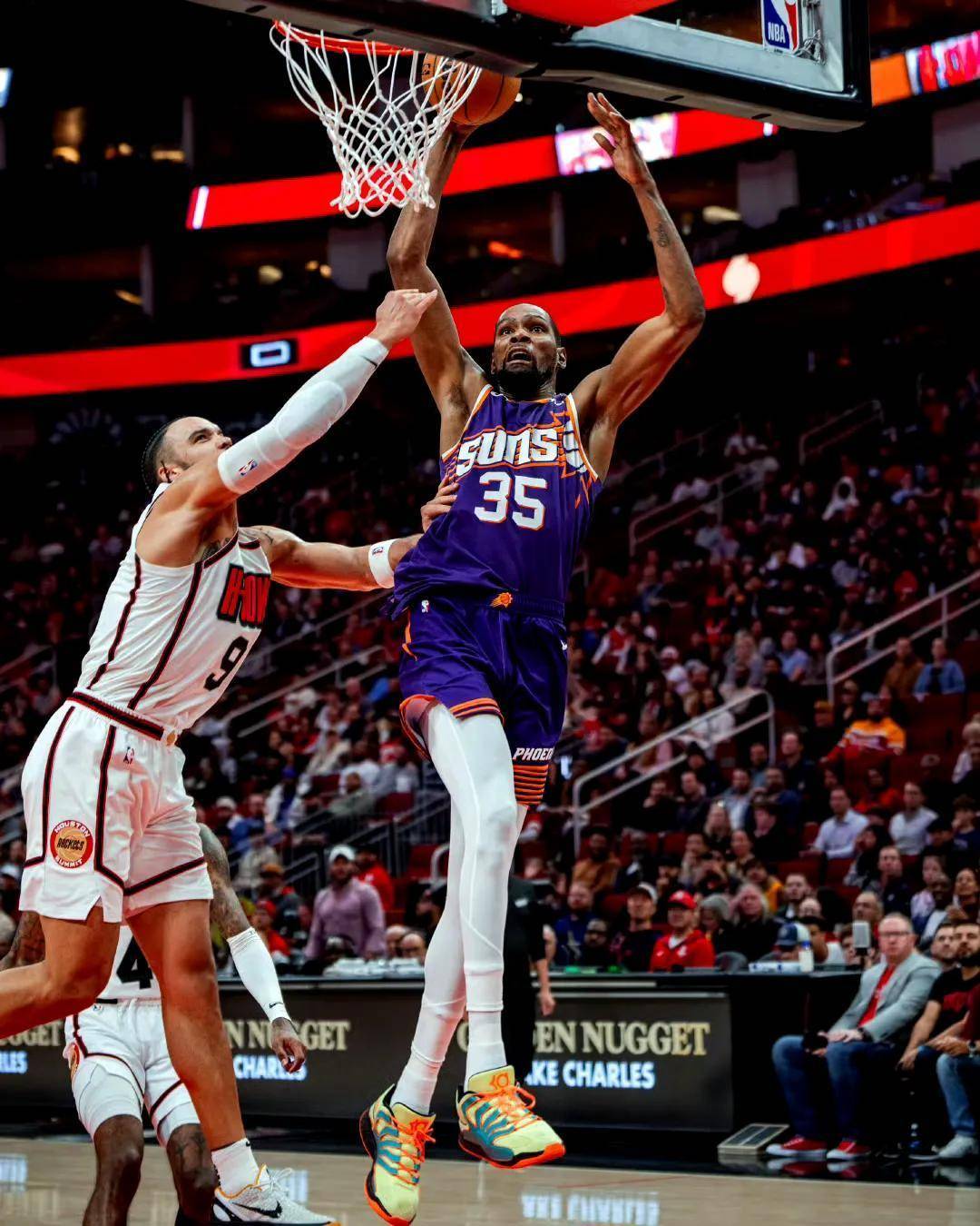 开云体育登录-包含篮网队球员表现抢眼，主场轻松取胜的词条