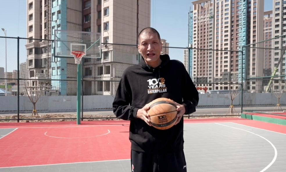 开云下载-包含无惧强敌独领风骚，篮球场上创造奇迹时刻的词条