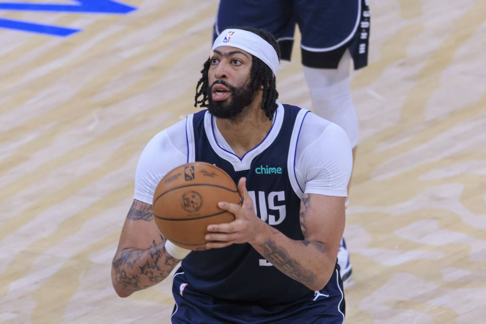 开云体育登录-猛龙队青年球员闪亮表现，被誉为未来之星