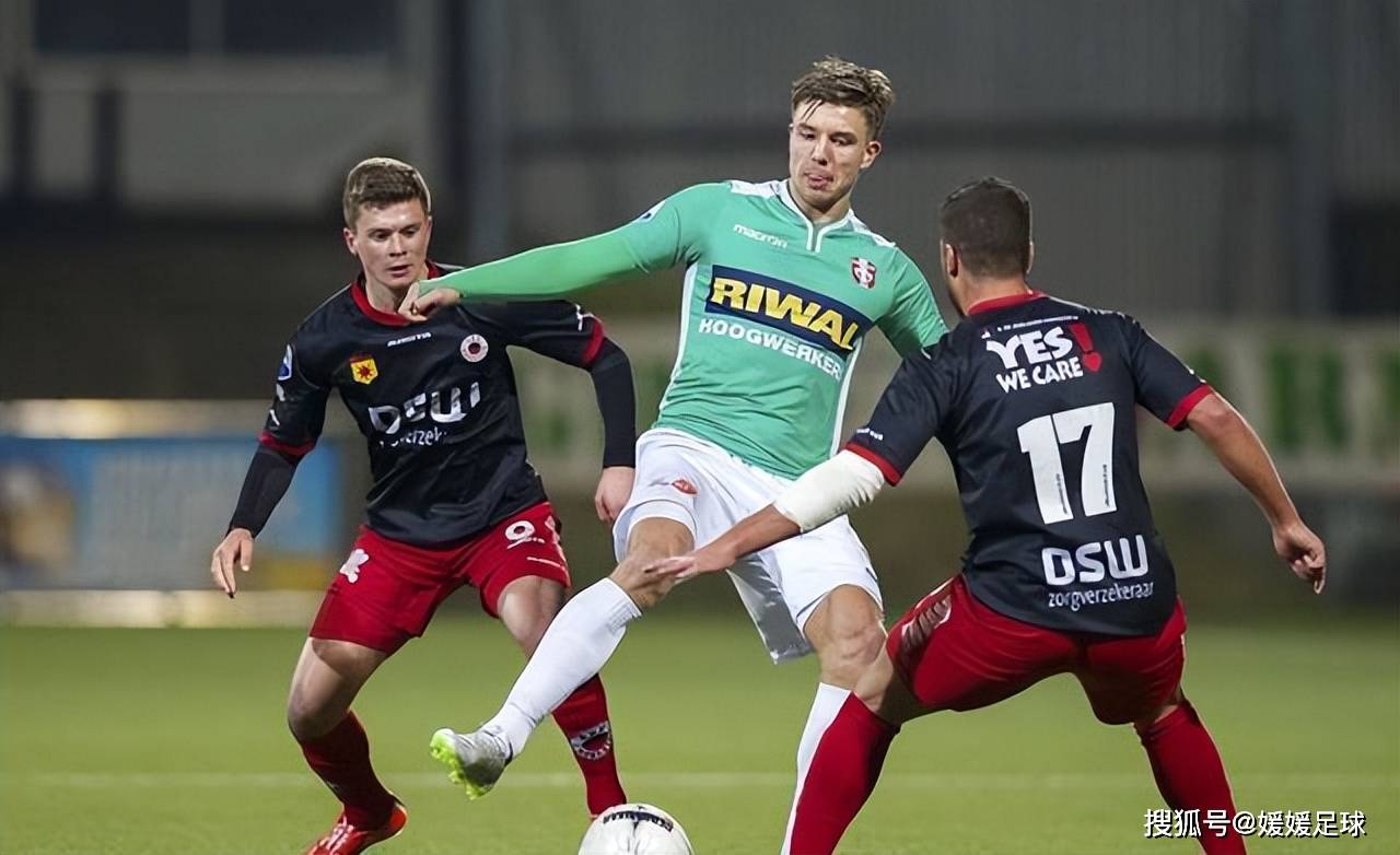 开云平台-伯明翰城客场取胜，成功逆袭拿下三分