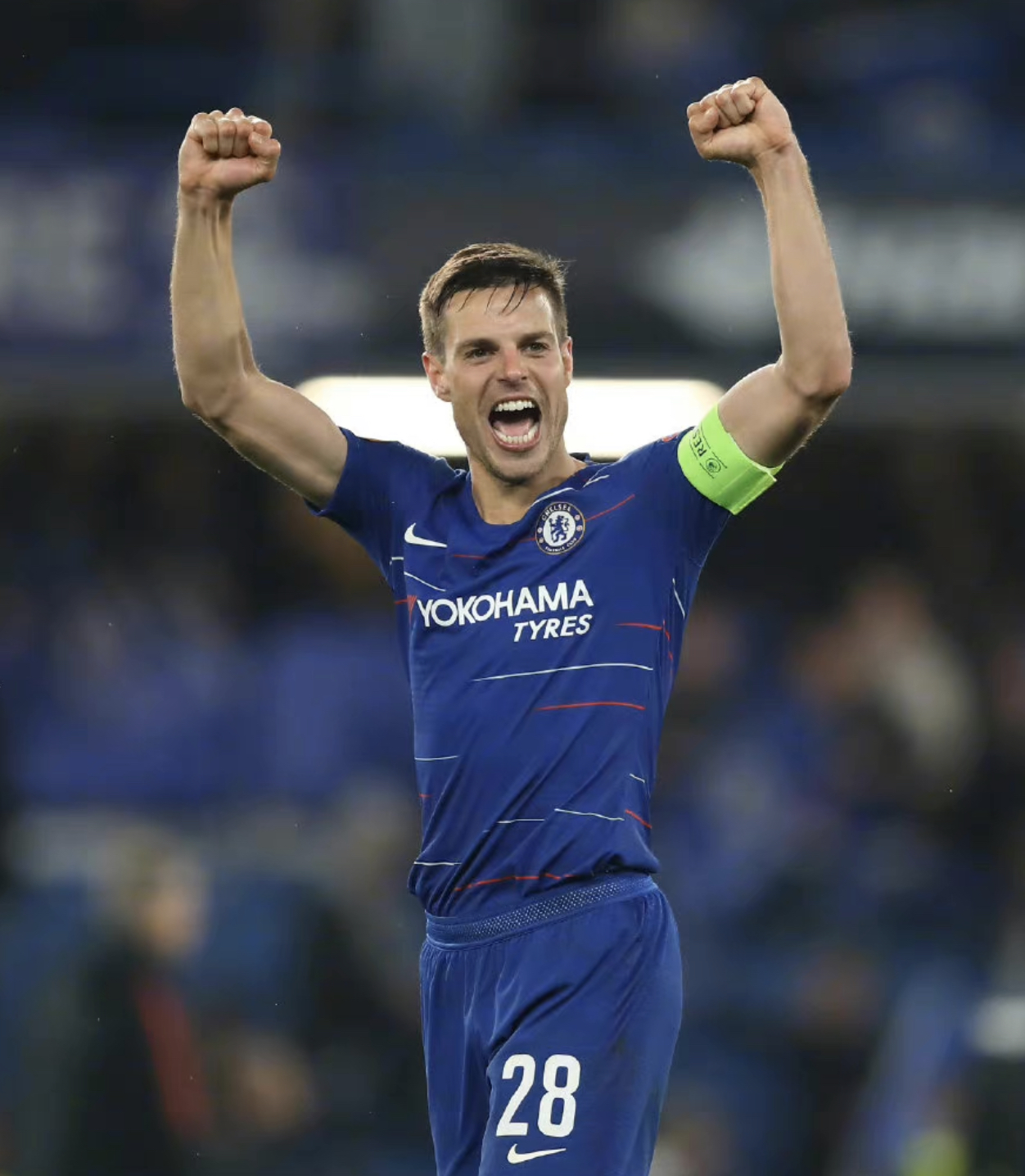 开云体育-切尔西队长阿斯皮利奎塔表示球队必须团结一心