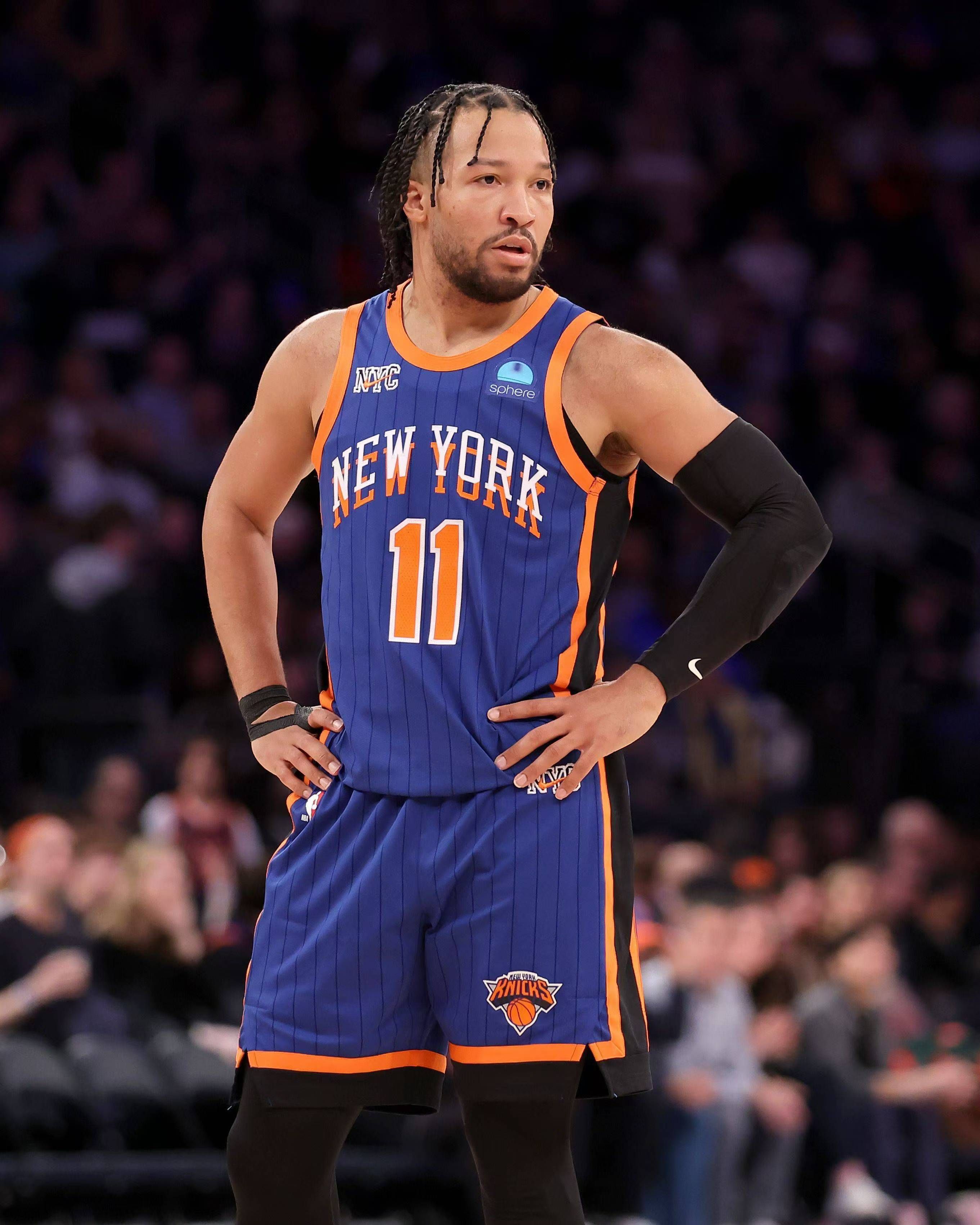 开云体育平台APP-太阳连续两战击败尼克斯,布克独得30分