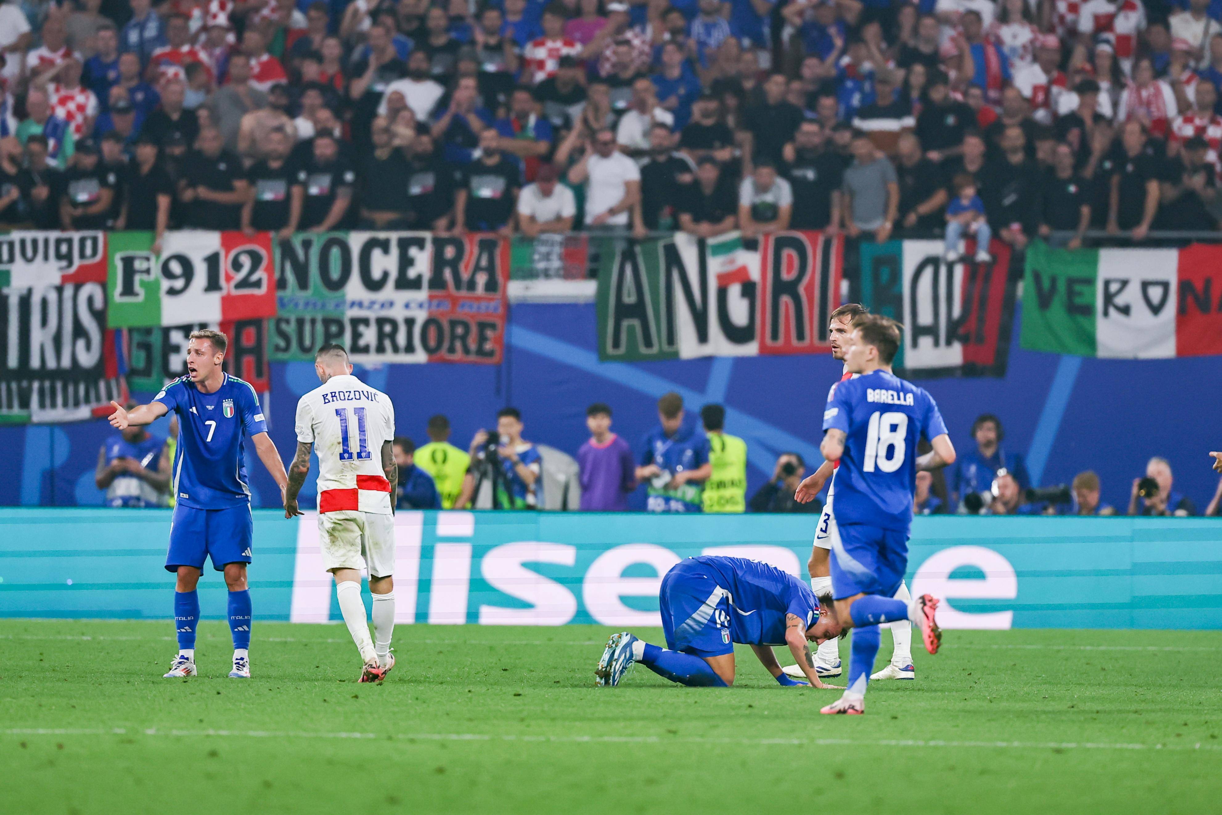 开云体育APP下载-克罗地亚遗憾输球，英格兰小组第一晋级