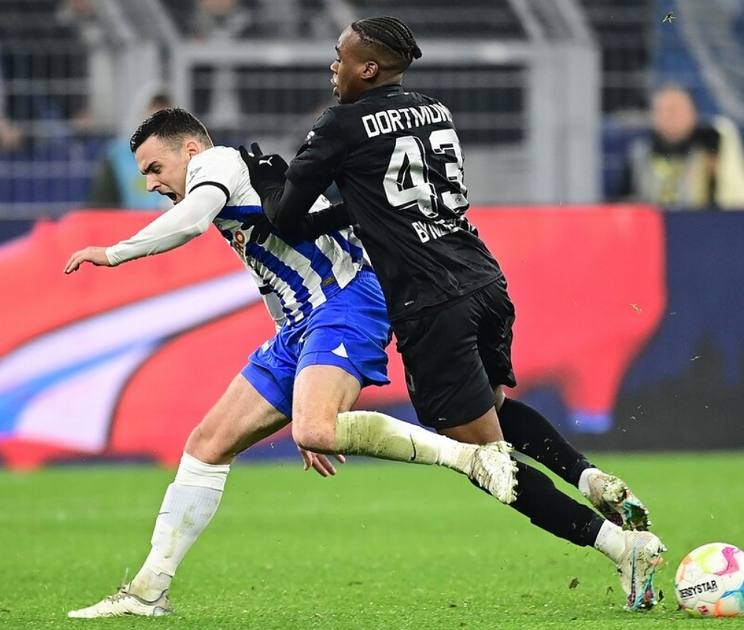 开云体育登录-多特蒙德主场战平柏林赫塔，难求一胜