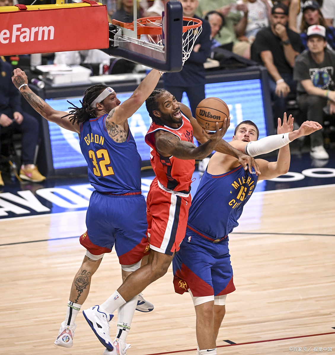 开云平台-球队进攻采取新战术，取得惊喜胜利