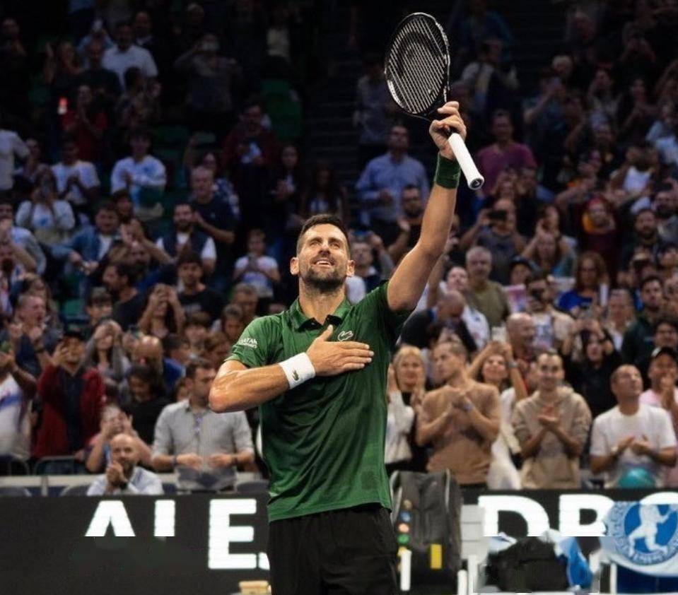 开云体育下载-美网鏖战温网，德约科维奇扛起全队