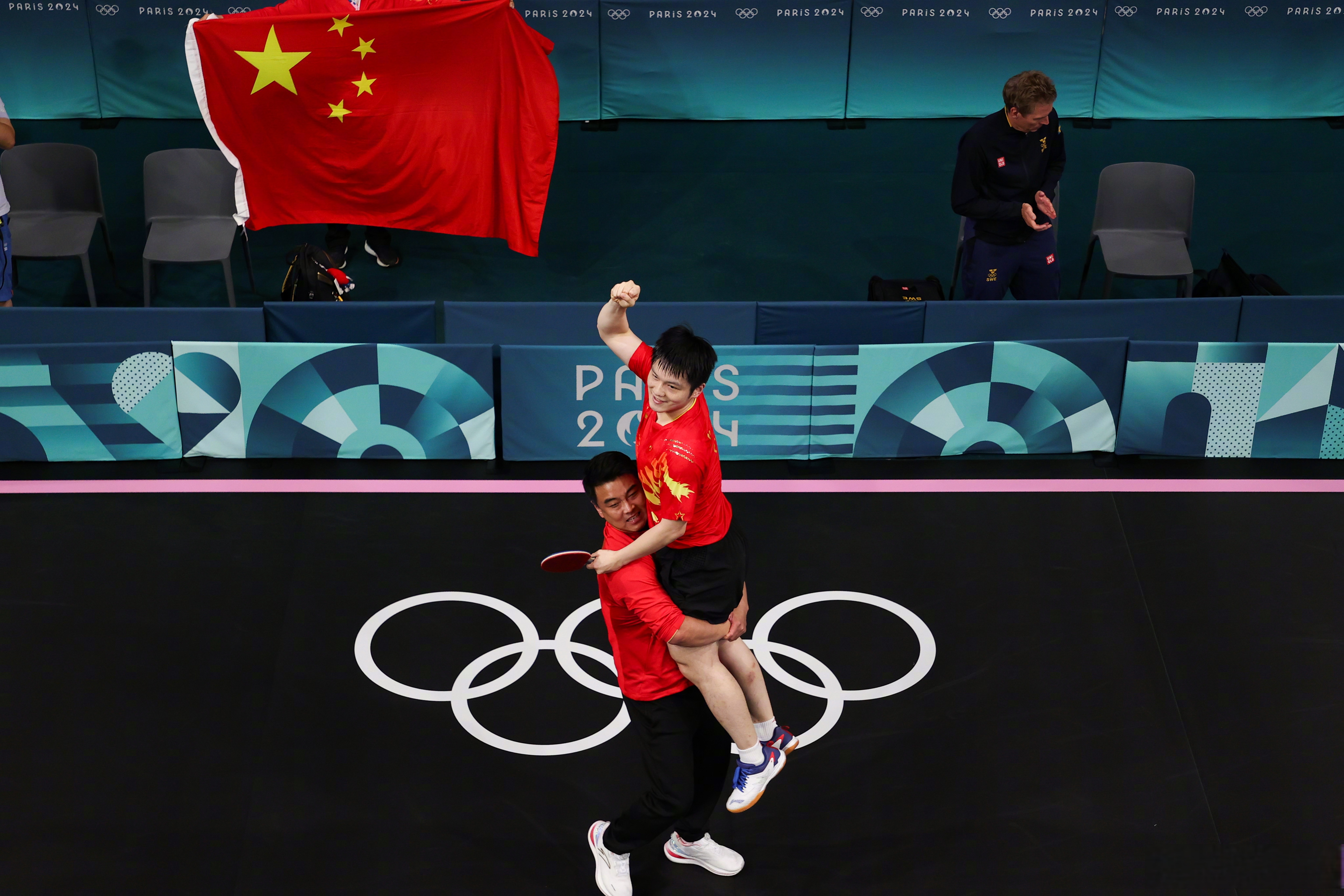 开云体育中国-中国队碾压瑞典队，王皓扛起全队