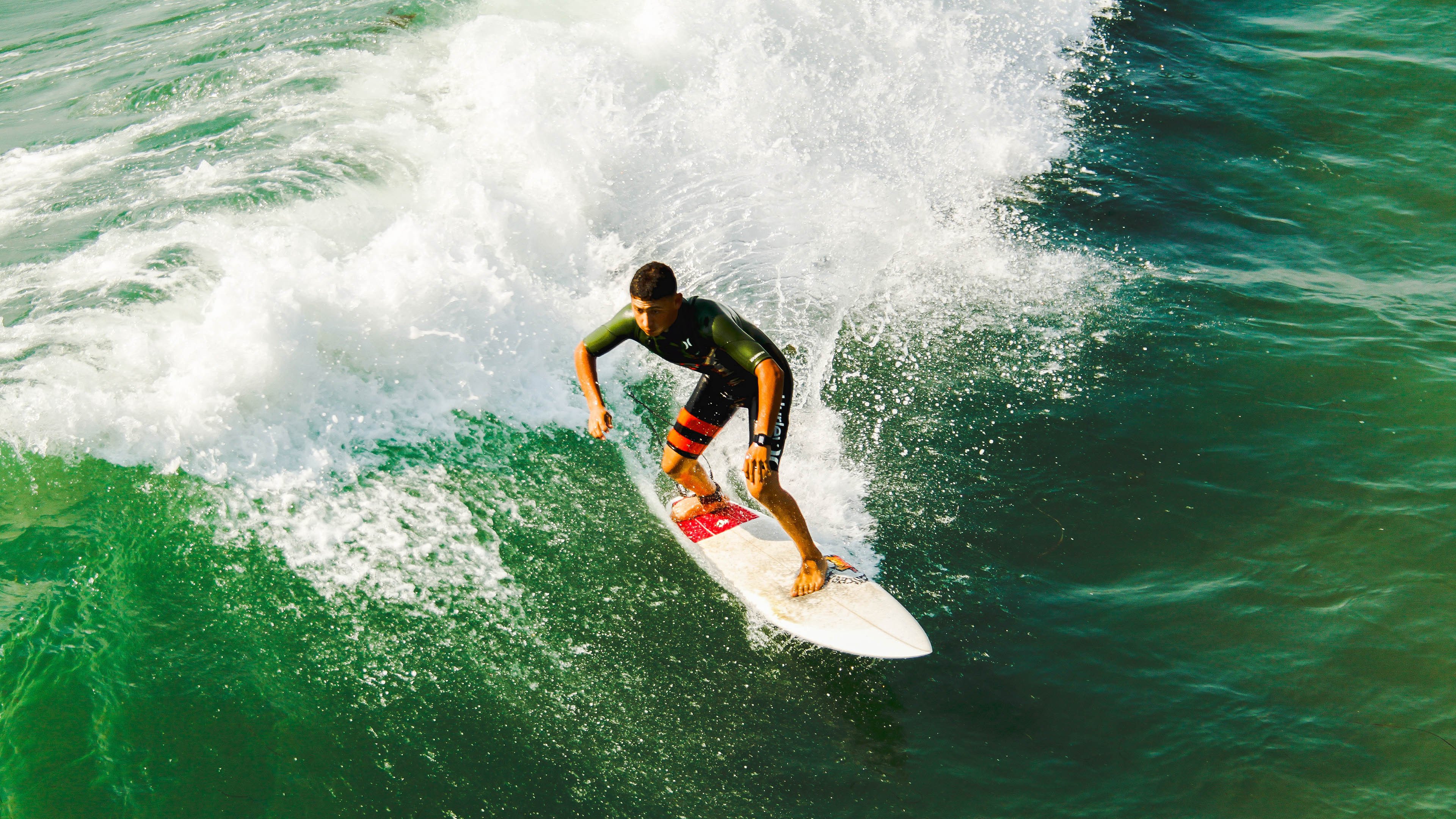 开云体育登录-从东京到东决,霍勒迪双重救赎下的凯尔特人骑士翻盘记