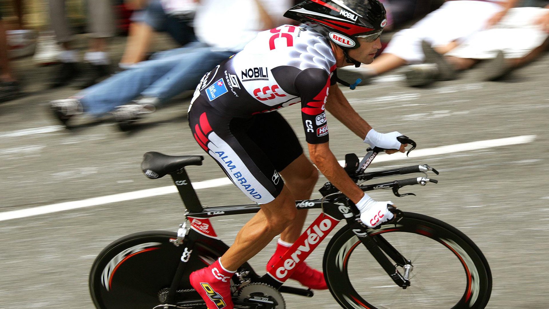 开云体育中国-远不止一座球场的距离,当威尔士遇上荷兰,劳塔罗如何定义关键?