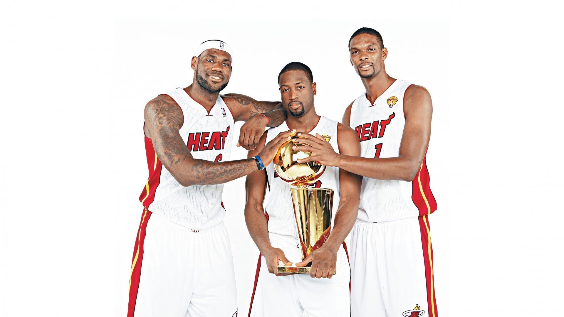 开云体育平台APP-角斗场上的神谕,当雄鹿的铁蹄碾过鹈鹕,小贾伦投出那记命运的三分